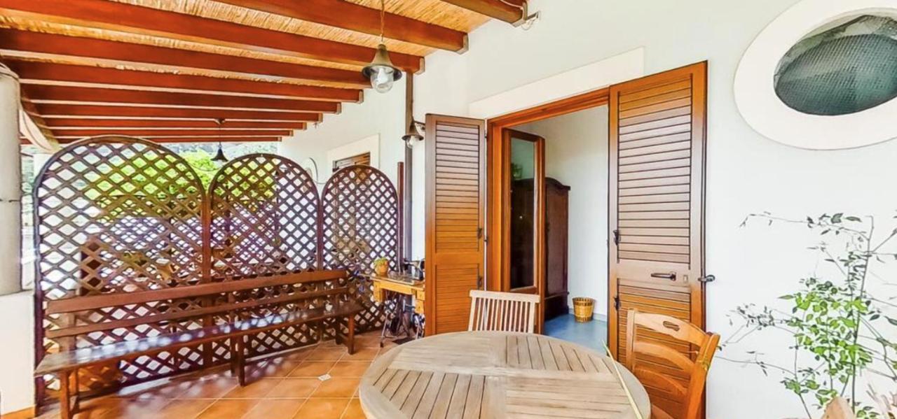 Casa Vacanza Artemis Lipari  Exterior photo